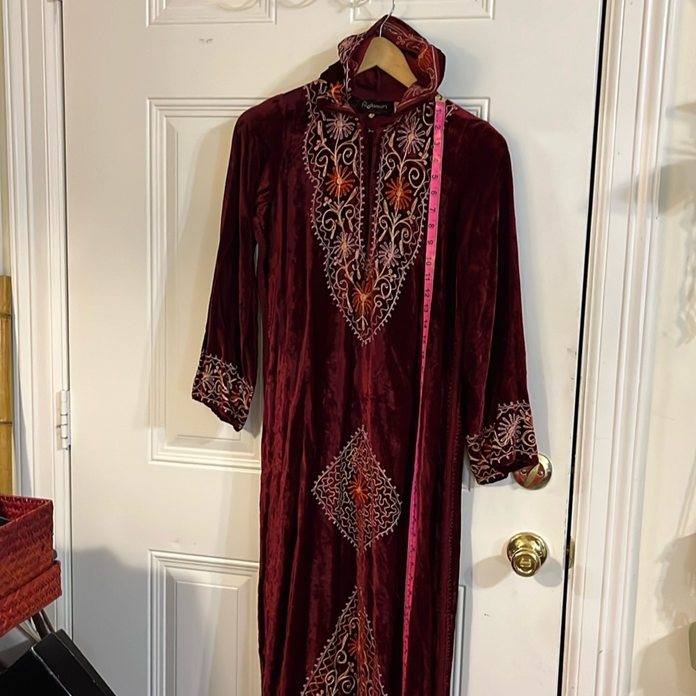 Elegant Maroon Embroidered Kurta